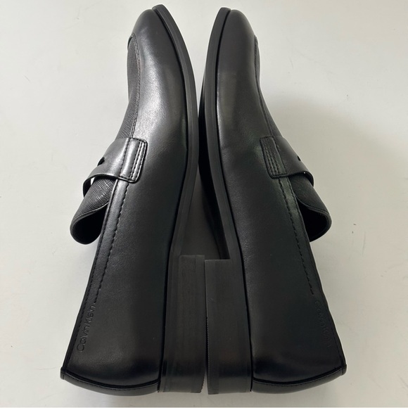 Calvin Klein Men’s Slip-On Dress Shoes Size 10.5 main image 10